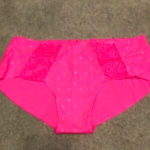 Lace Detailed Ladies’ Underwear